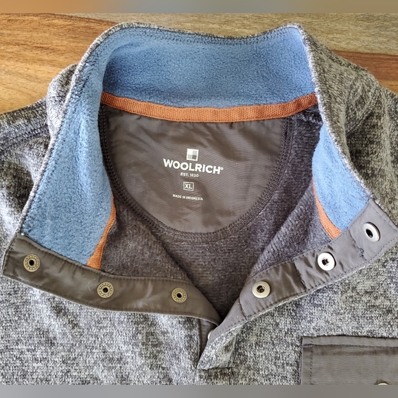 Awesome Woolrich, Men's XL Pull Over Shirt, Gray, Polyester - Picture 7 of 7